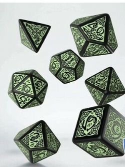 7 DICE RPG SET -  7 DICE, BLACK AND GREEN -  CELTIC Q-WORKSHOP